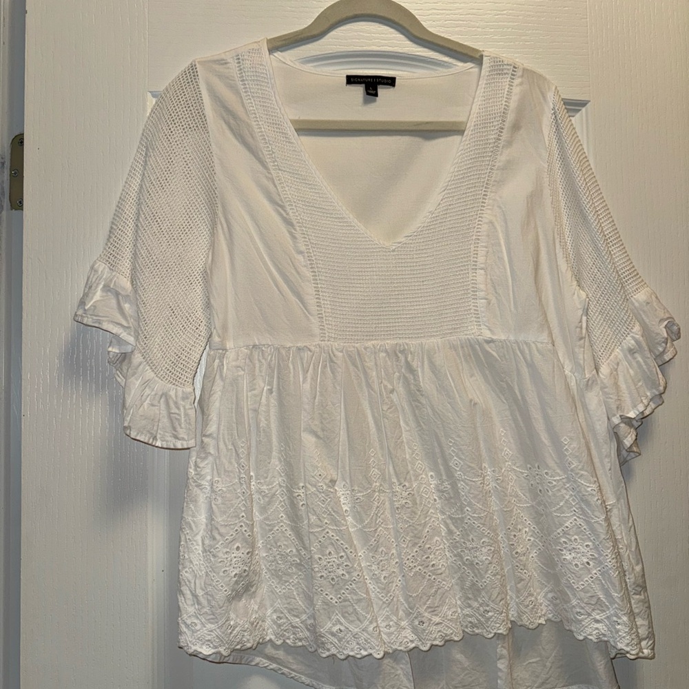 White Ruffled V-Neck Top